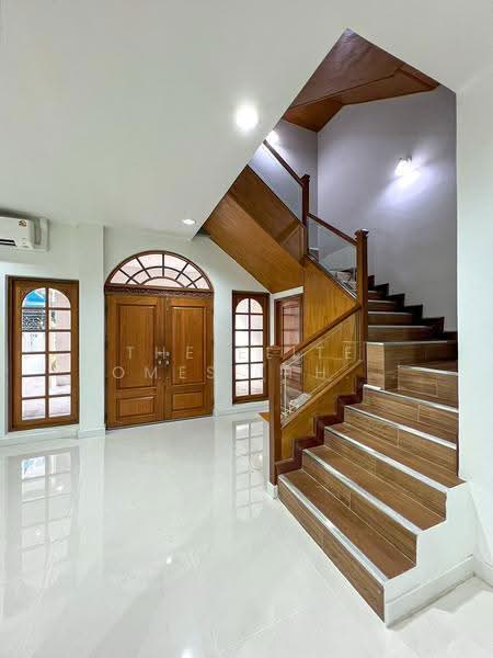 Yenakart Residence, Bangkok, 3 Soi Prasat Suk, Chong Nonsi, Yan Nawa, Bangkok, 4 Bedrooms, 450 sqm, Townhouse For Rent, by The Elite Homes (Thailand) Co., Ltd., 500532724 - DDproperty.com