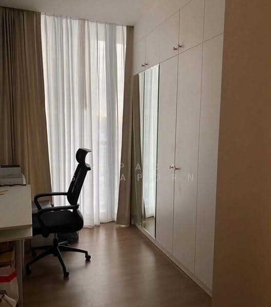 Park Origin Phrom Phong (Park 24), Bangkok, 68 Soi Sukhumvit 24, Khong Tan, Khlong Toei, Bangkok, 2 Bedrooms, 55 sqm, Condo For Rent, by Vipada Supaporn, 500532727 - DDproperty.com