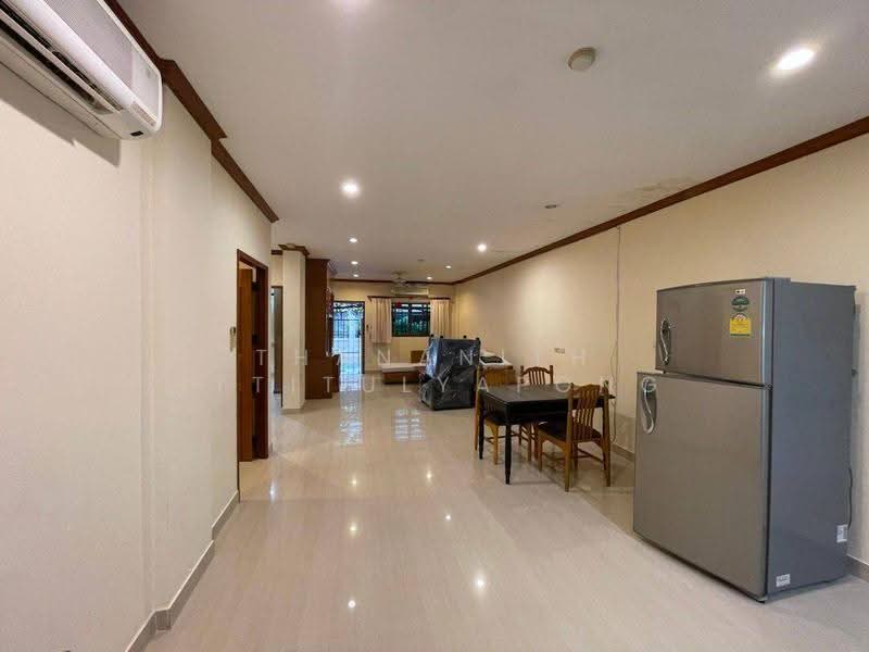 Promsak Mansion, Bangkok, สุขุมวิท 3 Sukhumvit, Khlong Tan Nua, Watthana, Bangkok, 2 Bedrooms, 100 sqm, Condo For Rent, by Thananith Ittitulyapong, 500532728 - DDproperty.com