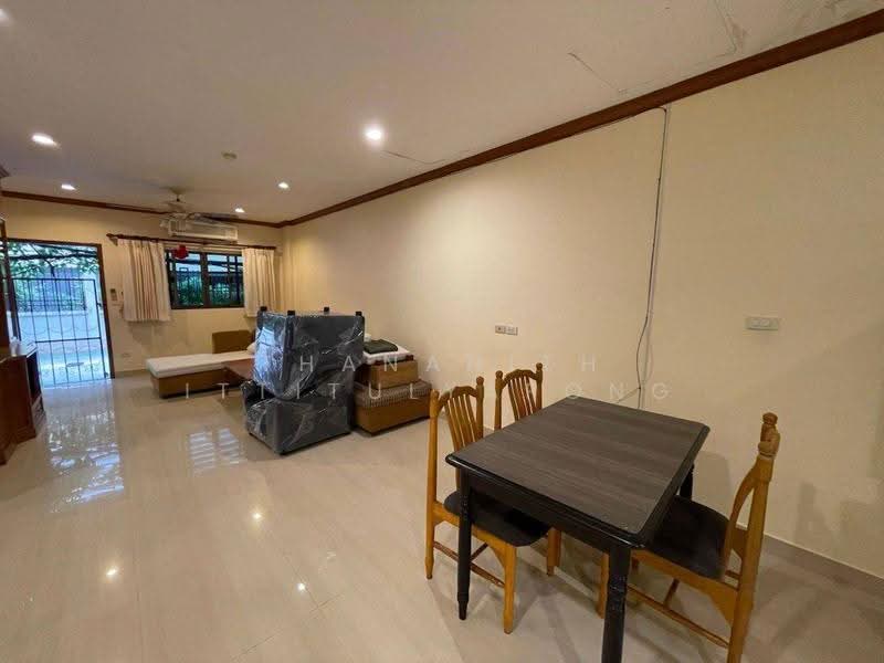 Promsak Mansion, Bangkok, สุขุมวิท 3 Sukhumvit, Khlong Tan Nua, Watthana, Bangkok, 2 Bedrooms, 100 sqm, Condo For Rent, by Thananith Ittitulyapong, 500532728 - DDproperty.com