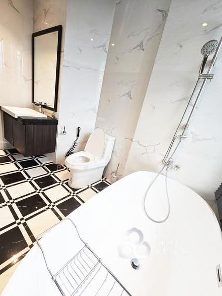 Royal River Place, Bangkok, Rama 3 Road, Bang Pong Pang, Yan Nawa, Bangkok, 2 Bedrooms, 158 sqm, Condo For Sale, by Sutapat Pariwong, 500532763 - DDproperty.com