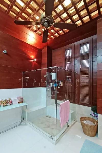 Premier Condominium : พรีเมียร์ คอนโดมิเนียม, กรุงเทพ, ถนนสุขุมวิท 24, คลองตัน, คลองเตย, กรุงเทพ, 400 ตร.ม., Condo ขาย, โดย Thananith Ittitulyapong, 500532773 - DDproperty.com