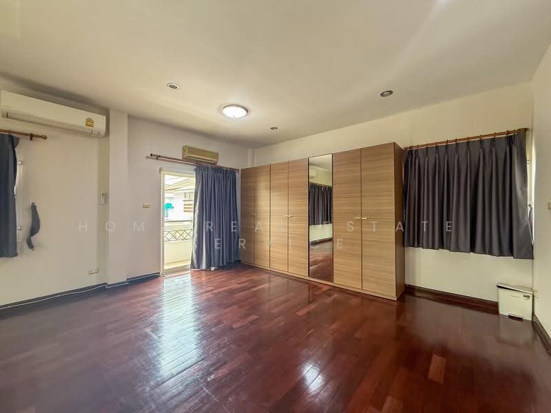 Perfect Place Ramkhamhaeng 164, Bangkok, Soi Ramkhamhaeng 164, Saphan Sung, Bangkok, 3 Bedrooms, 320 sqm, Single Detached House For Rent, by HOME Real Estate Service, 500532803 - DDproperty.com