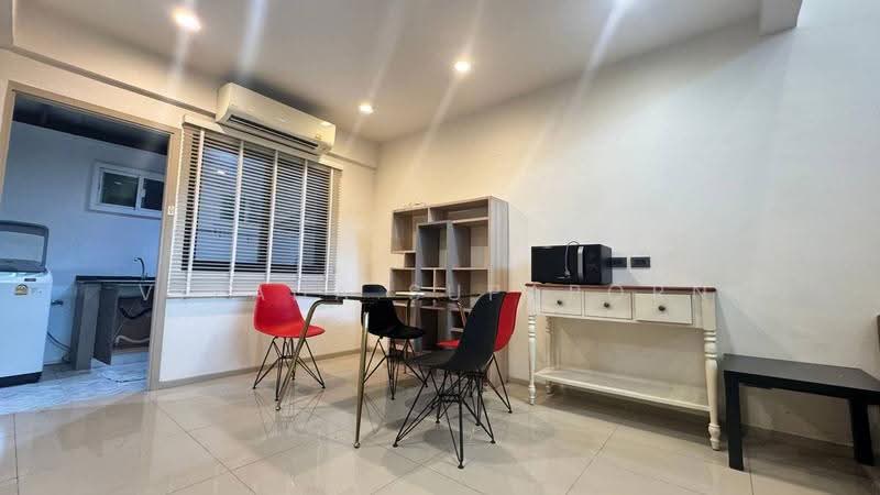 Shizen Phatthanakan 32, Bangkok, Soi Phatthanakan 32, Suan Luang, Bangkok, 3 Bedrooms, 382 sqm, Townhouse For Rent, by Vipada Supaporn, 500532855 - DDproperty.com