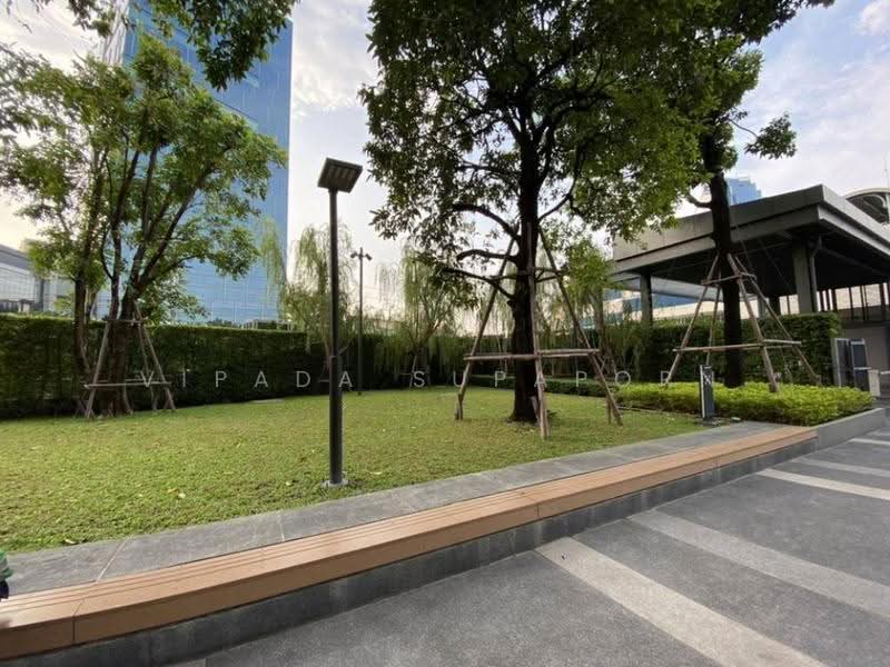 Noble Revolve Ratchada, Bangkok, 38 Ratchadapisek Road, Huai Khwang, Bangkok, 1 Bedroom, 27 sqm, Condo For Rent, by Vipada Supaporn, 500532864 - DDproperty.com