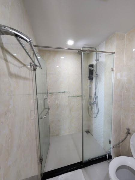 Mayfair Place Sukhumvit 64, Bangkok, Sukhumvit 64 Road, Bang Chak, Phra Khanong, Bangkok, 1 Bedroom, 30 sqm, Condo For Sale, by Sasithon Phonchuai, 500532890 - DDproperty.com