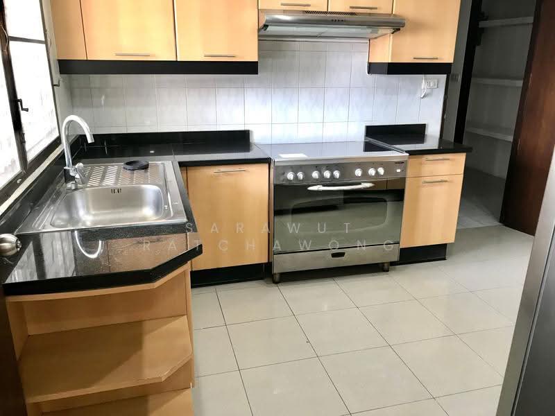 Asa Garden, Bangkok, 46-48 Soi Sukhumvit 24, Khong Tan, Khlong Toei, Bangkok, 3 Bedrooms, 280 sqm, Apartment For Rent, by Sarawut Ratchawong, 500532914 - DDproperty.com