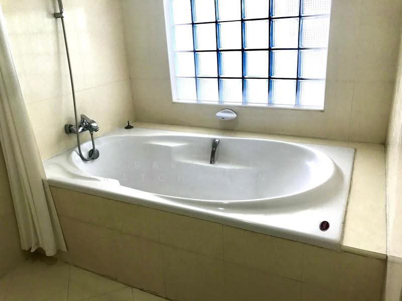 Asa Garden, Bangkok, 46-48 Soi Sukhumvit 24, Khong Tan, Khlong Toei, Bangkok, 3 Bedrooms, 280 sqm, Apartment For Rent, by Sarawut Ratchawong, 500532914 - DDproperty.com