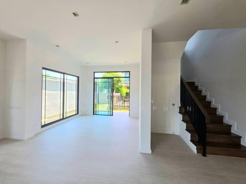 Bangkok Boulevard Rangsit, Pathum Thani, Rangsit-Nakhon Nayok Road, Bang Yitho, Thanyaburi, Pathum Thani, 4 Bedrooms, 229 sqm, Single Detached House For Sale, by Siriwan Udomvachaphun, 500532959 - DDproperty.com