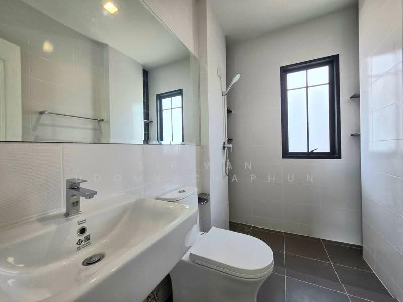 Bangkok Boulevard Rangsit, Pathum Thani, Rangsit-Nakhon Nayok Road, Bang Yitho, Thanyaburi, Pathum Thani, 4 Bedrooms, 229 sqm, Single Detached House For Sale, by Siriwan Udomvachaphun, 500532959 - DDproperty.com