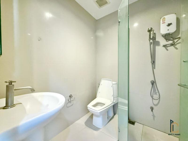 The Issara Ladprao, Bangkok, 296 Ladpao Road, Jom Phon, Chatuchak, Bangkok, Studio, 34 sqm, Condo For Sale, by Metas M, 500532960 - DDproperty.com