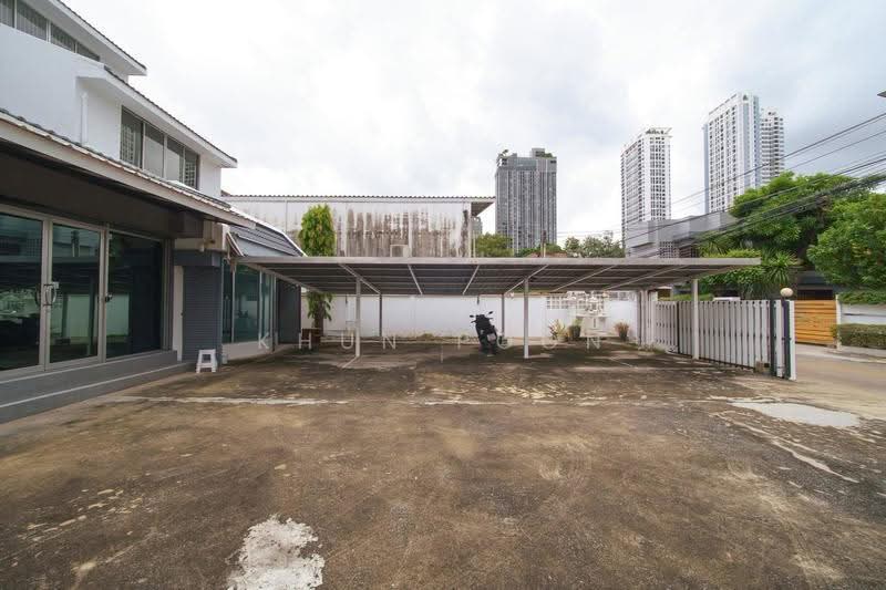 Office Building | Lat Phrao Soi 8 | Walk to MRT Phahon Yothin (SPSSR384), Bangkok, ลาดพร้าว ซอย 8, Jom Phon, Chatuchak, Bangkok, , 726 sqm, Office Space For Rent, by Khun Poon, 500532973 - DDproperty.com