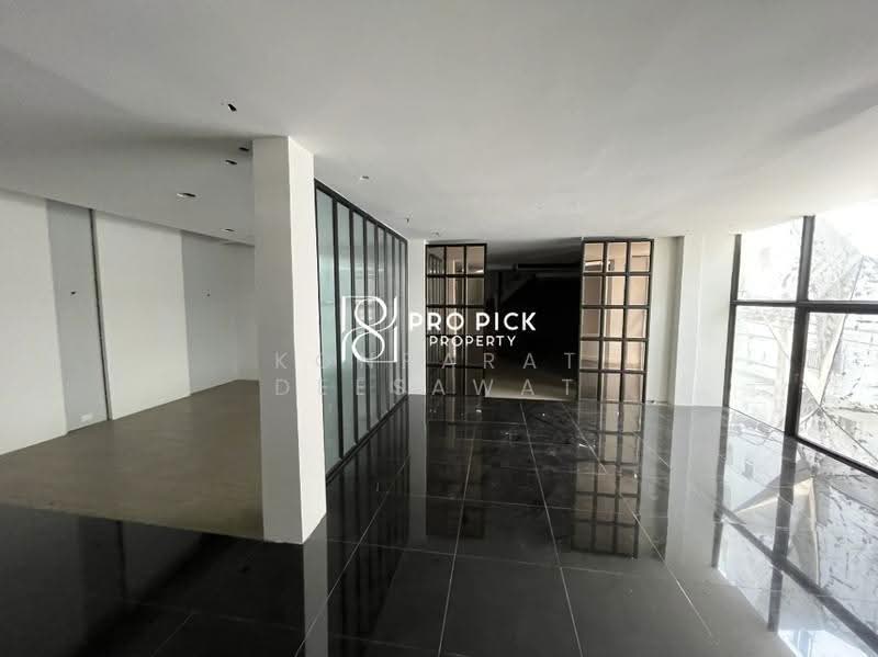 For Rent Shophouse BTS Thong Lo Sukhumvit Watthana Bangkok PP-00080, Bangkok, สุขุมวิท, Khlong Tan Nua, Watthana, Bangkok, , 550 sqm, Shophouse For Rent, by Konrarat Deesawat, 500532988 - DDproperty.com