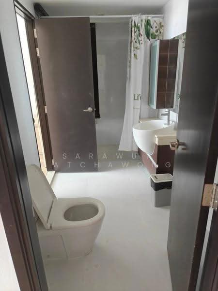 Sky Walk Residences, bangkok, 1599 Sukhumvit Road, Phra Kanong Nua, Watthana, Bangkok, 2 Bedrooms, 60 sqm, Condo For Sale, by Sarawut Ratchawong, 500533018 - DDproperty.com