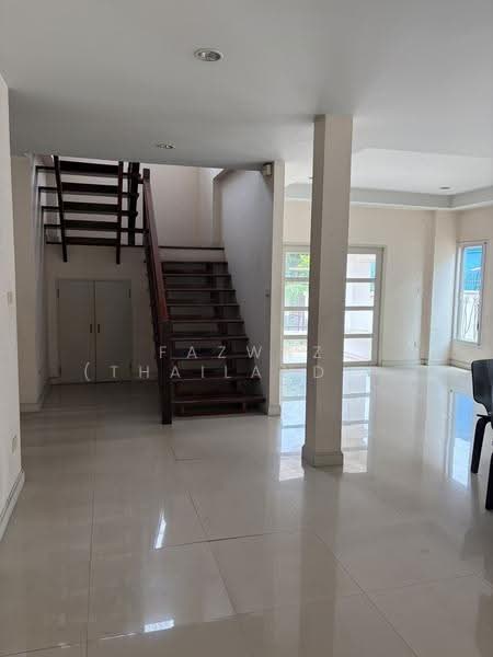 Chaiyapruek Watcharapol, Bangkok, Soi Watcharaphon, O-Ngoen, Sai Mai, Bangkok, 4 Bedrooms, 300 sqm, Single Detached House For Sale, by Fazwaz (Thailand) Co., Ltd., 500533049 - DDproperty.com