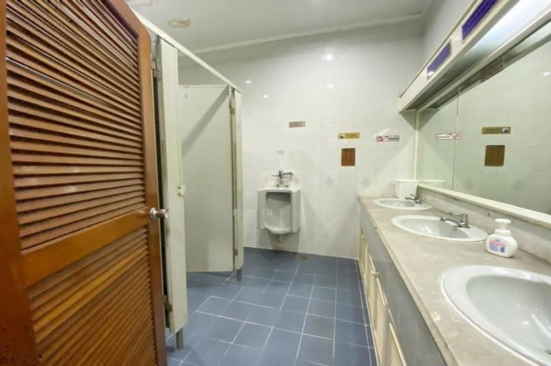 Regent Srinakarin Tower, Bangkok, Prachit Alley, Suan Luang, Bangkok, Studio, 64 sqm, Condo For Sale, by คุณเอ, 500533123 - DDproperty.com