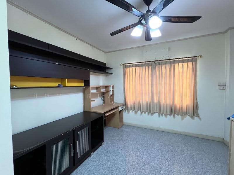 Parkway Chalet Ramkhamhaeng, Bangkok, 103 Ramkhamhaeng Road, Min Buri, Bangkok, 3 Bedrooms, 233 sqm, Single Detached House For Sale, by HOME Real Estate Service, 500533171 - DDproperty.com