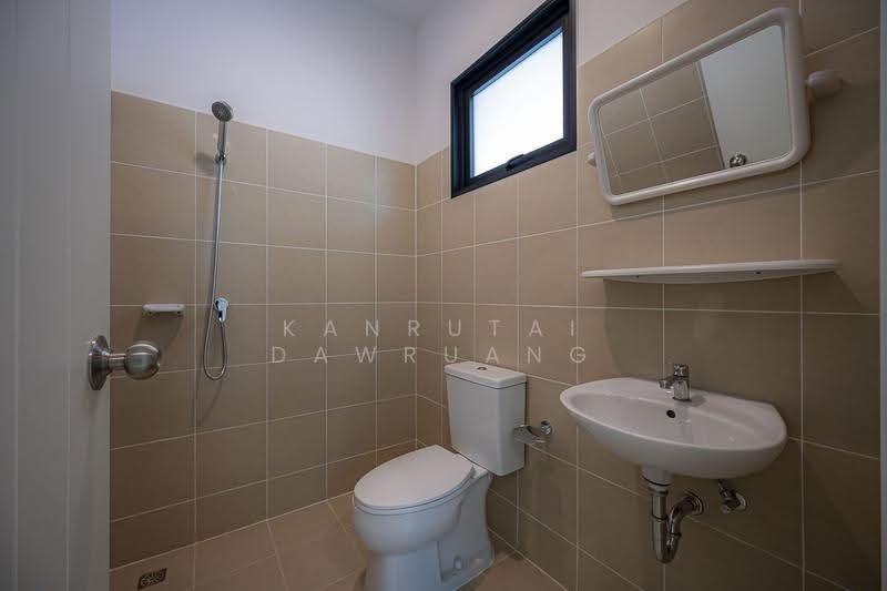 Narinsiri Krungthep Kreetha, Bangkok, Saphan Sung, Bangkok, 5 Bedrooms, 430 sqm, Single Detached House For Rent, by Kanrutai Dawruang, 500533183 - DDproperty.com