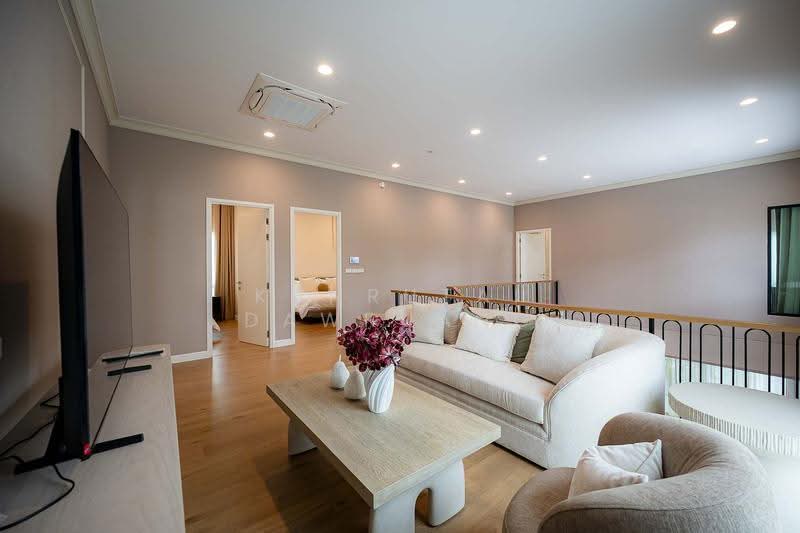 Narinsiri Krungthep Kreetha, Bangkok, Saphan Sung, Bangkok, 5 Bedrooms, 430 sqm, Single Detached House For Rent, by Kanrutai Dawruang, 500533183 - DDproperty.com
