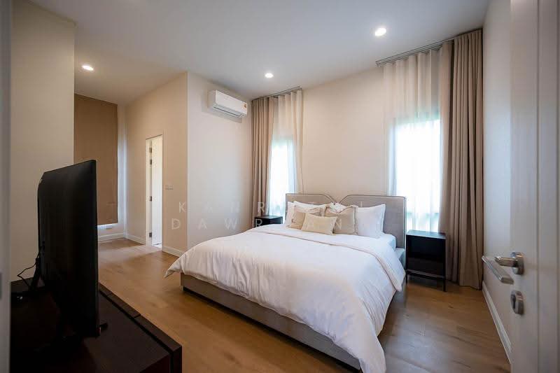 Narinsiri Krungthep Kreetha, Bangkok, Saphan Sung, Bangkok, 5 Bedrooms, 430 sqm, Single Detached House For Rent, by Kanrutai Dawruang, 500533183 - DDproperty.com