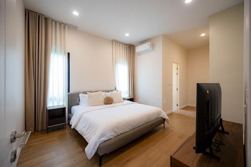 Narinsiri Krungthep Kreetha, Bangkok, Saphan Sung, Bangkok, 5 Bedrooms, 430 sqm, Single Detached House For Rent, by Kanrutai Dawruang, 500533183 - DDproperty.com