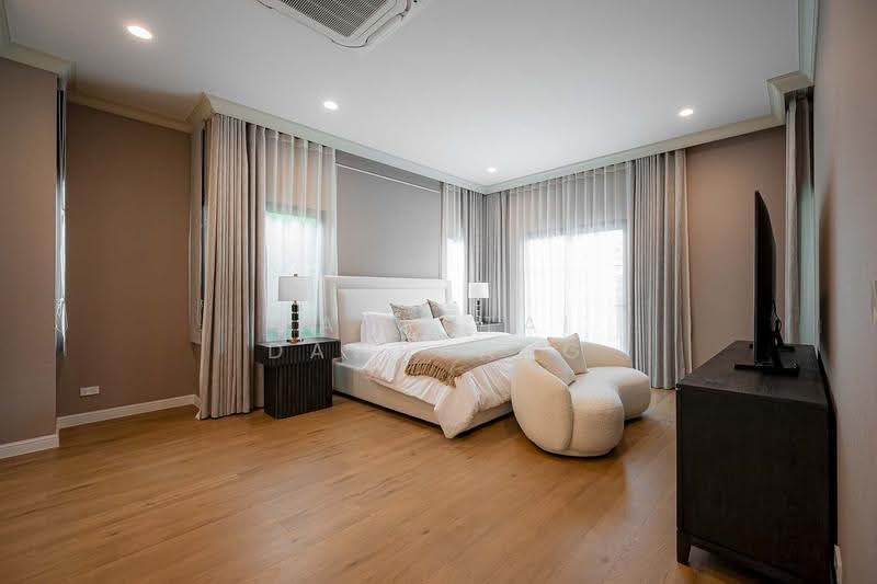 Narinsiri Krungthep Kreetha, Bangkok, Saphan Sung, Bangkok, 5 Bedrooms, 430 sqm, Single Detached House For Rent, by Kanrutai Dawruang, 500533183 - DDproperty.com