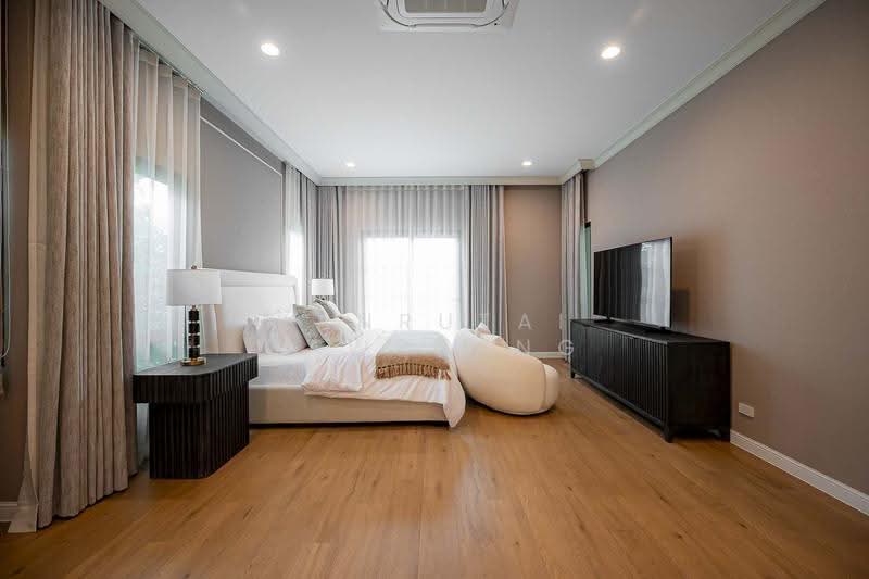 Narinsiri Krungthep Kreetha, Bangkok, Saphan Sung, Bangkok, 5 Bedrooms, 430 sqm, Single Detached House For Rent, by Kanrutai Dawruang, 500533183 - DDproperty.com