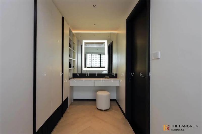 Lake Avenue Sukhumvit 16, Bangkok, Soi Sammitr Sukhumvit Road, Khlong Tan Nua, Watthana, Bangkok, 1 Bedroom, 77 sqm, Condo For Sale, by Sirirut Havee Akehurst, 500533194 - DDproperty.com