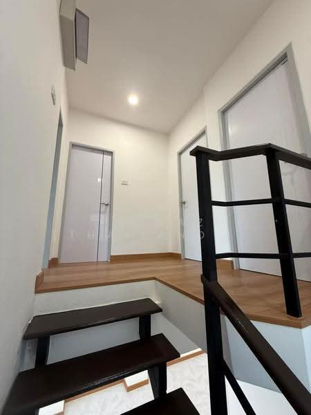 Suanluang Ville (Nirun Ville 3), Bangkok, Soi Chaloem Phrakiat Rama 9 Soi 28, Nong Bon, Prawet, Bangkok, 3 Bedrooms, 120 sqm, Single Detached House For Sale, by Fazwaz (Thailand) Co., Ltd., 500533203 - DDproperty.com