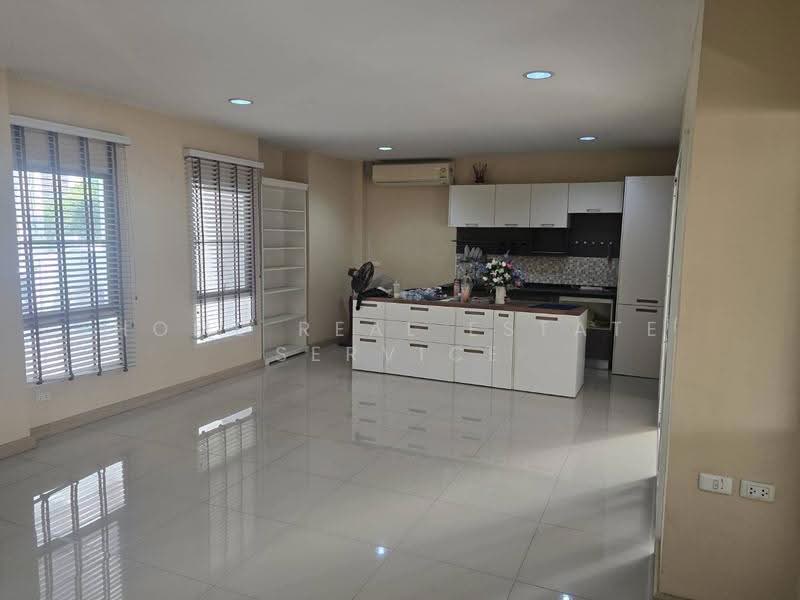 Parkway Chalet Ramkhamhaeng, Bangkok, 103 Ramkhamhaeng Road, Min Buri, Bangkok, 3 Bedrooms, 145 sqm, Single Detached House For Sale, by HOME Real Estate Service, 500533210 - DDproperty.com