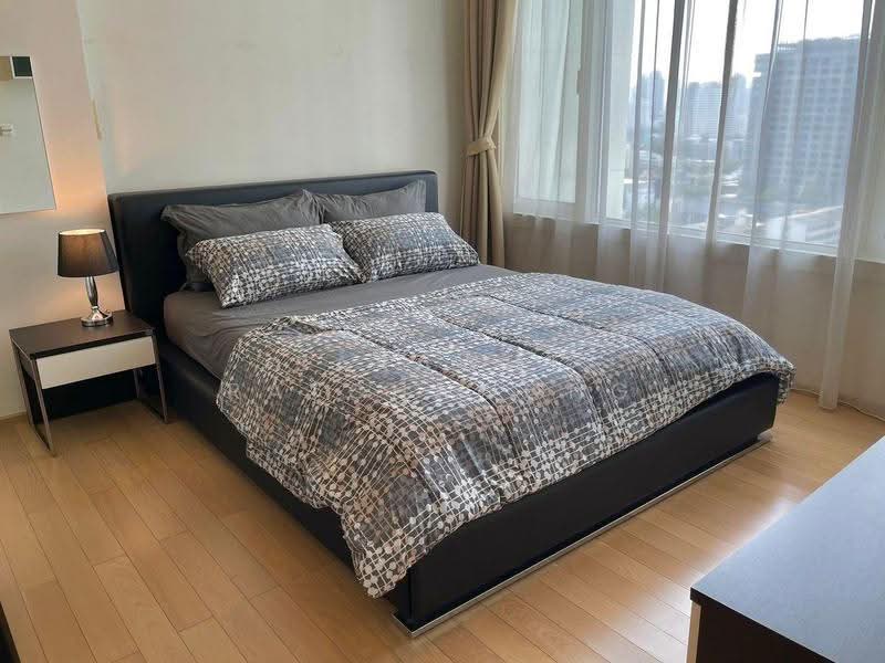 Siri At Sukhumvit, Bangkok, 902 Sukhumvit Road, Phra Kanong, Khlong Toei, Bangkok, 1 Bedroom, 52 sqm, Condo For Sale, by Sarawut Ratchawong, 500533250 - DDproperty.com