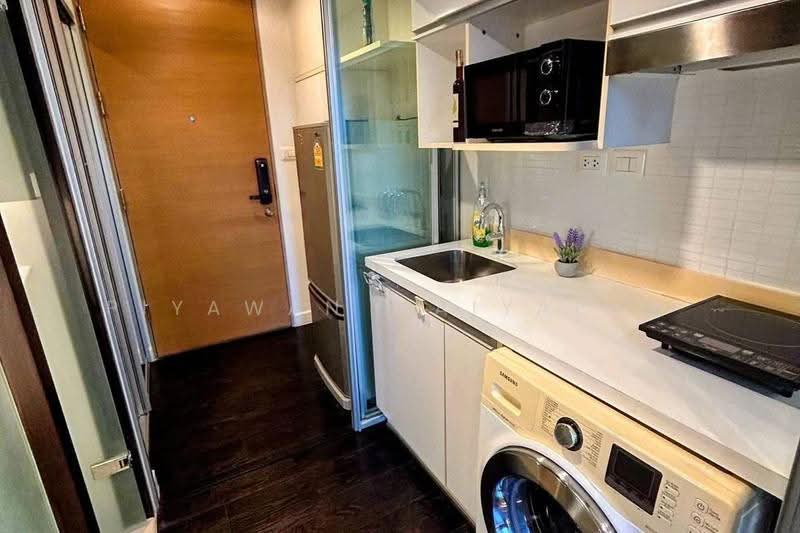 IDEO Morph 38, Bangkok, 88 Sukhumvit Road, Phra Kanong, Khlong Toei, Bangkok, 1 Bedroom, 36 sqm, Condo For Sale, by Piyawan Maiyapan, 500533290 - DDproperty.com