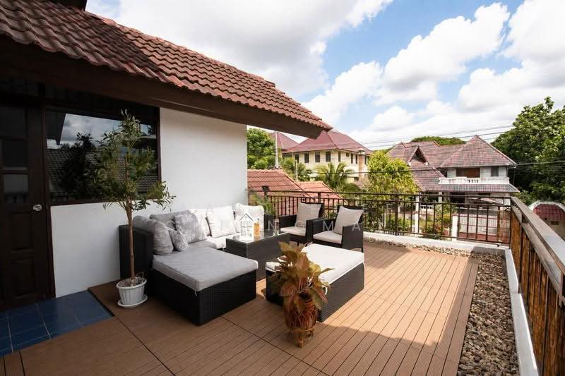 บ้านให้เช่า – ใกล้เซ็นทรัลแอร์พอร์ต เพียง 5 นาที ค่าเช่า 50,000 บาท / เดือน รหัสทรัพย์ : No.1H705, เชียงใหม่, ช้างคลาน, เมืองเชียงใหม่, เชียงใหม่, 150 ตร.ม., บ้านเดี่ยว ให้เช่า, โดย Baandeedee Chiangmai, 500533318 - DDproperty.com