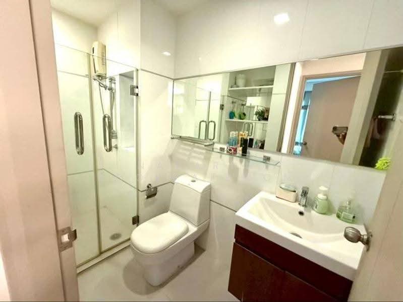 Thru Thonglor, Bangkok, Petchaburi Road, Bang Kapi, Huai Khwang, Bangkok, 1 Bedroom, 32 sqm, Condo For Rent, by Nakarin Sookpaiboon, 500533328 - DDproperty.com
