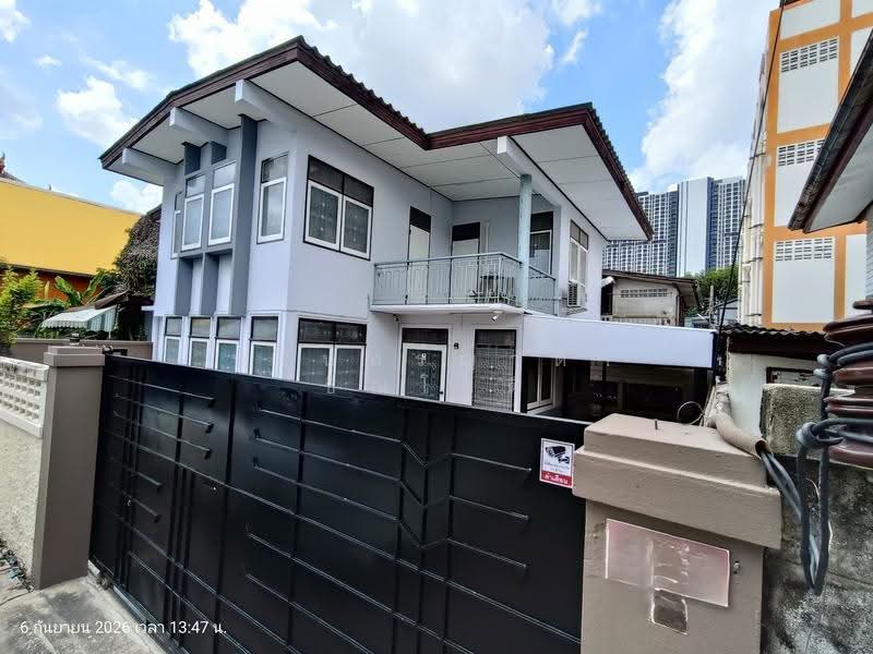 House close to Bang Pho, Bangkok, Bang Sue, Bangkok, 4 Bedrooms, 250 sqm, Single Detached House For Rent, by ปรินทร์ญาดา ชิณโชติ, 500533331 - DDproperty.com