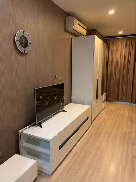 Sky Walk Residences, Bangkok, 1599 Sukhumvit Road, Phra Kanong Nua, Watthana, Bangkok, 1 Bedroom, 40 sqm, Condo For Rent, by Piyawan Maiyapan, 500533356 - DDproperty.com