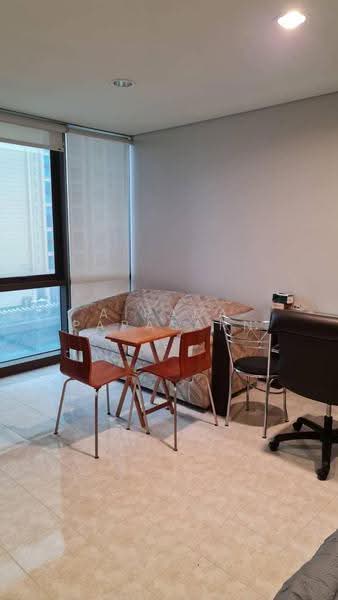 Lumpini Park View, Bangkok, Rama 4, Thung Maha Mek, Sathon, Bangkok, 1 Bedroom, 39 sqm, Condo For Rent, by Airada Parasarn, 500533380 - DDproperty.com