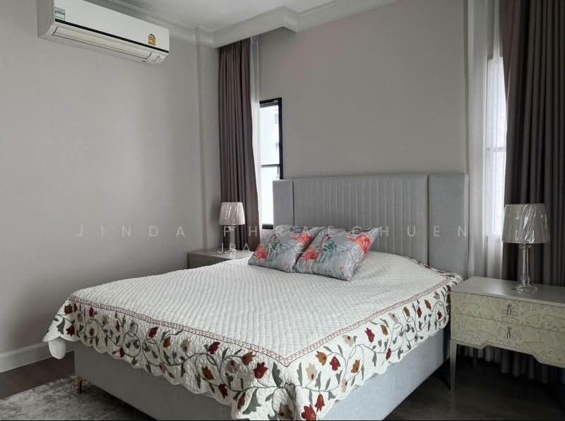 Nantawan Rama 9 - New Krungthepkreetha, Bangkok, Saphan Sung, Bangkok, 5 Bedrooms, 500 sqm, Single Detached House For Rent, by Jinda phraechuen James, 500533388 - DDproperty.com