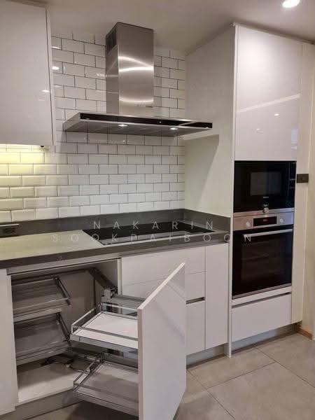 All Seasons Mansion, Bangkok, Soi Ruamrudee, Wireless Road, Lumphini, Pathum Wan, Bangkok, 3 Bedrooms, 178 sqm, Condo For Rent, by Nakarin Sookpaiboon, 500533419 - DDproperty.com