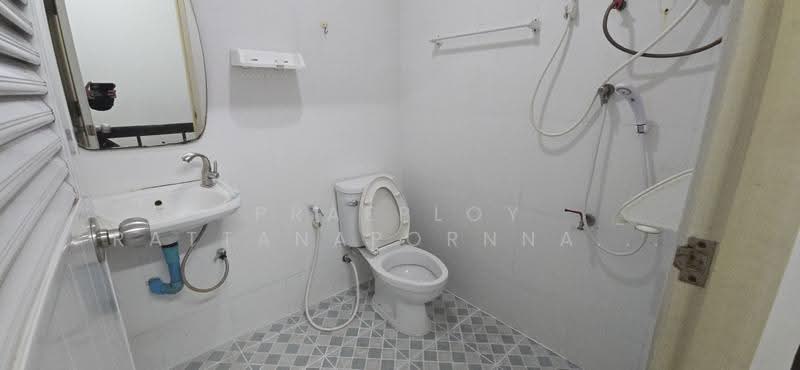Maneeya Ville, Bangkok, Soi Wachiratham Sathit 12, Bang Chak, Phra Khanong, Bangkok, 2 Bedrooms, 110 sqm, Single Detached House For Rent, by Praeploy Rattanapornnapapatch, 500533441 - DDproperty.com