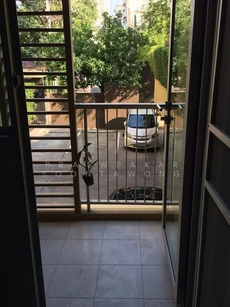 HIVE Sukhumvit 65, Bangkok, 9 Soi Sukhumvit 65, Sukhumvit Road, Phra Kanong Nua, Watthana, Bangkok, 1 Bedroom, 30 sqm, Condo For Rent, by Praewpakar Soontawong, 500533453 - DDproperty.com