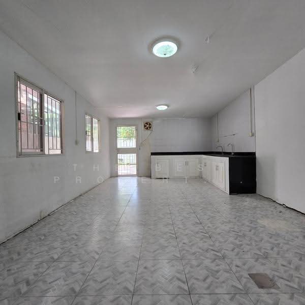 Pruksa Ville 50 Ramkhamhaeng, Bangkok, Soi Rat Phatthana 15, Saphan Sung, Bangkok, 3 Bedrooms, 150 sqm, Townhouse For Sale, by The Best Property แตงโม, 500533507 - DDproperty.com