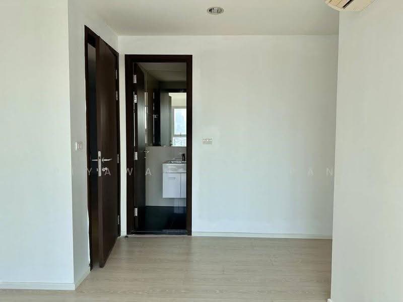 Rhythm Sathorn-Narathiwas, Bangkok, 651 Naradhiwas Rajanagarindra Road, Thung Maha Mek, Sathon, Bangkok, 2 Bedrooms, 63 sqm, Condo For Sale, by Piyawan Maiyapan, 500533553 - DDproperty.com
