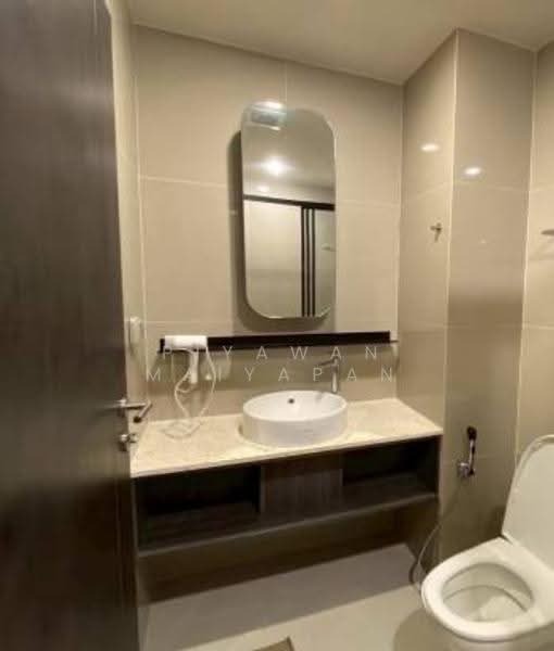 XT Huaikhwang, Bangkok, 244 Ratchadaphisek Road, Huai Khwang, Bangkok, 1 Bedroom, 30 sqm, Condo For Sale, by Piyawan Maiyapan, 500533559 - DDproperty.com
