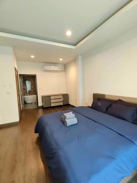 ทำ Airbnbได้ BTS เอกมัย สุขุมวิท 65 ให้เช่าบ้านเดี่ยวสวย ตกแต่งครบ พร้อมอยู่, Bangkok, สุขุมวิท, Phra Kanong Nua, Watthana, Bangkok, 4 Bedrooms, 330 sqm, Single Detached House For Rent, by บุษบา รัตนวงษ์ชัย, 500533634 - DDproperty.com
