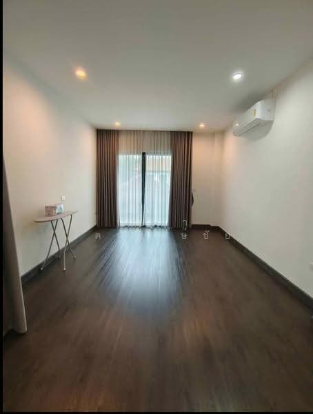 ทำ Airbnbได้ BTS เอกมัย สุขุมวิท 65 ให้เช่าบ้านเดี่ยวสวย ตกแต่งครบ พร้อมอยู่, Bangkok, สุขุมวิท, Phra Kanong Nua, Watthana, Bangkok, 4 Bedrooms, 330 sqm, Single Detached House For Rent, by บุษบา รัตนวงษ์ชัย, 500533634 - DDproperty.com