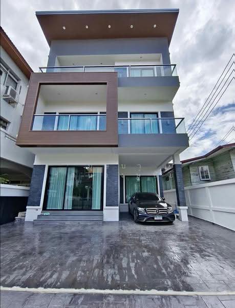 ทำ Airbnbได้ BTS เอกมัย สุขุมวิท 65 ให้เช่าบ้านเดี่ยวสวย ตกแต่งครบ พร้อมอยู่, Bangkok, สุขุมวิท, Phra Kanong Nua, Watthana, Bangkok, 4 Bedrooms, 330 sqm, Single Detached House For Rent, by บุษบา รัตนวงษ์ชัย, 500533634 - DDproperty.com