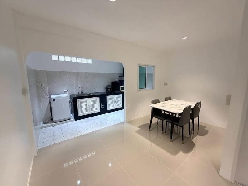 Townhouse, 3 Bedroom, Punnawithi, Bangkok, Bang Chak, Phra Khanong, Bangkok, 3 Bedrooms, 148 sqm, Townhouse For Rent, by Thiti Boonchurn, 500533683 - DDproperty.com