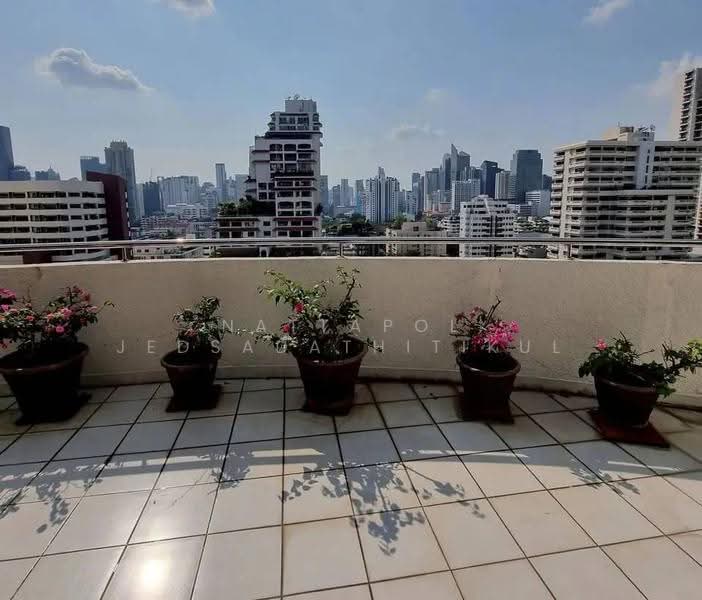 Supalai Place Sukhumvit 39, bangkok, 175-179 Soi Sukhumvit 39 Sukhumvit Road, Khlong Tan Nua, Watthana, Bangkok, 2 Bedrooms, 142 sqm, Condo For Rent, by Nattapol Jedsadathitikul, 500533710 - DDproperty.com