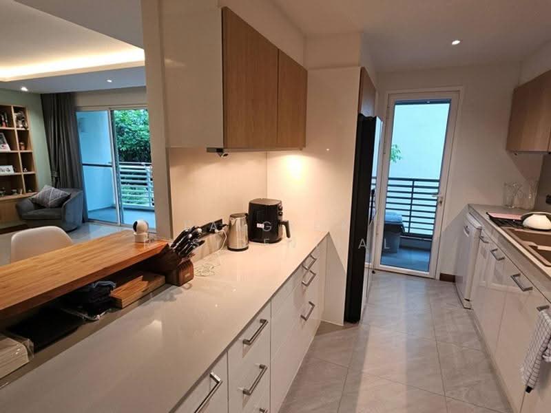 The Avenue Sukumvit 61, Bangkok, Sukhumvit 61, Khlong Tan Nua, Watthana, Bangkok, 3 Bedrooms, 166 sqm, Condo For Sale, by Bangkok Residential, 500533711 - DDproperty.com